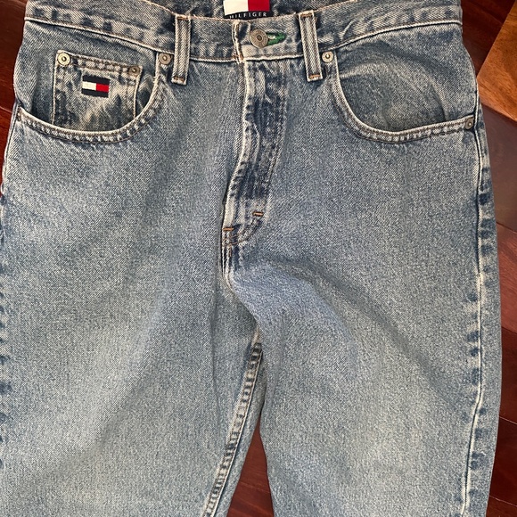 Tommy Hilfiger Women's Hi Rise Straight Leg Vintage Jeans. - Picture 12 of 15